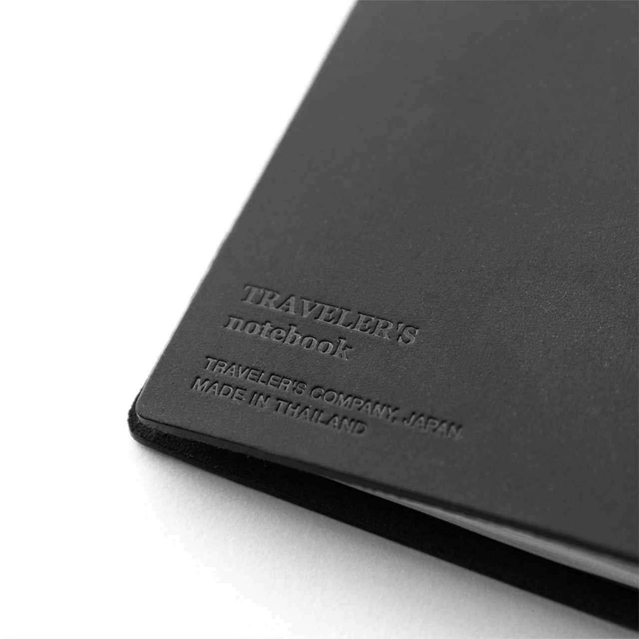 Traveler's Notebook Passport Size Starter Kit | Black