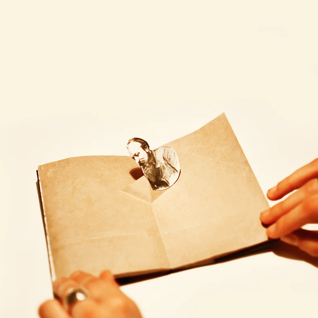 LIBRI FINTI CLANDESTINI - THE ANARQUISTAS